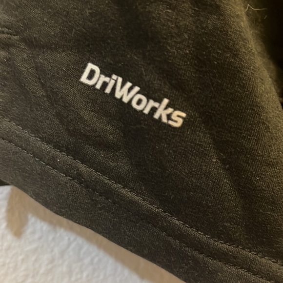 black athletic works sleeveless hoodie DriWorks - Picture 3 of 4